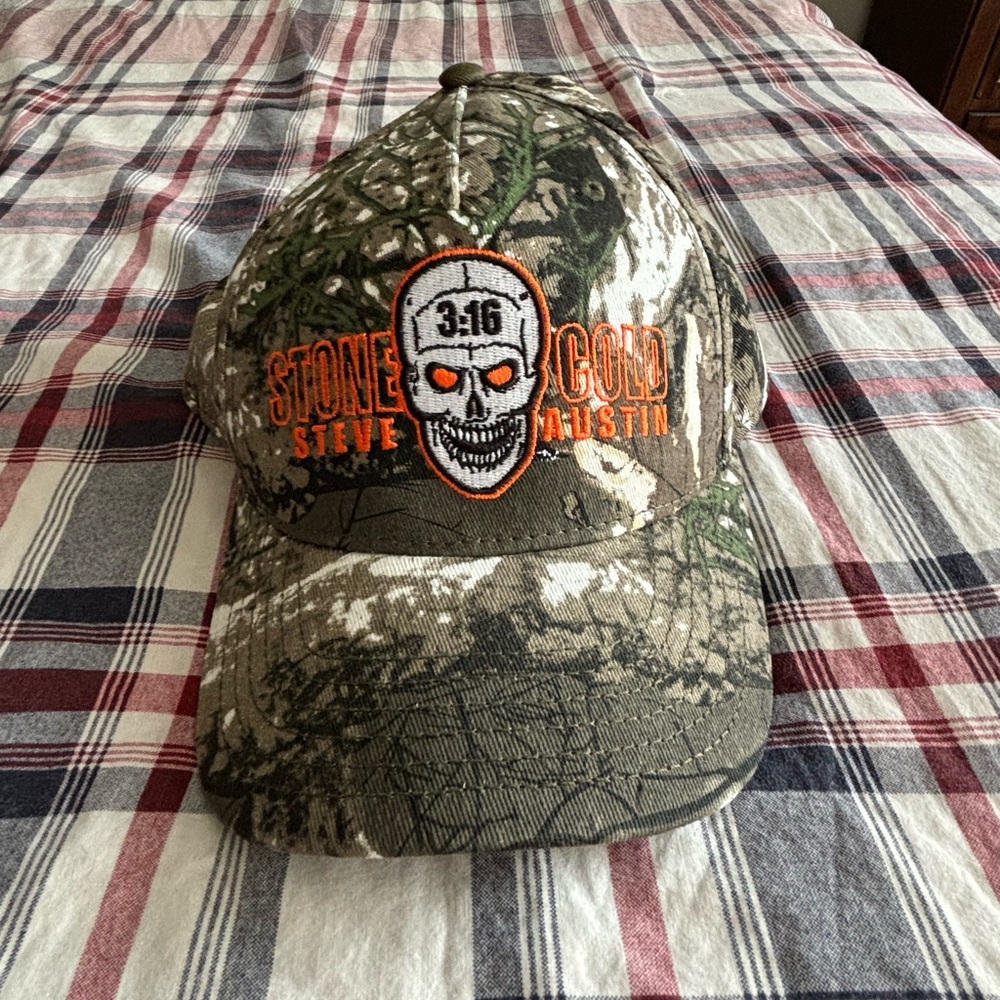 Stone Cold Steve Austin pacing Cammo Hat